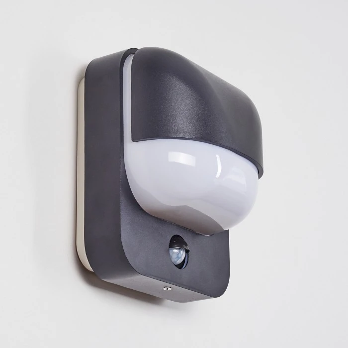 Hofstein Außenwandleuchte Caldes Schwarz, 1-flammig, Bewegungsmelder 2 Hofstein Außenwandleuchte Caldes Schwarz, 1-flammig, Bewegungsmelder – Bild 2