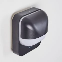 Hofstein Außenwandleuchte Caldes Schwarz, 1-flammig, Bewegungsmelder 22 Hofstein Außenwandleuchte Caldes Schwarz, 1-flammig, Bewegungsmelder -Außenleuchten Verkaufe aussenwandleuchte caldes h3399859 10