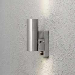 Konstsmide Leuchten Konstsmide Modena Au&szlig;enwandleuchte Edelstahl, 2-flammig, Bewegungsmelder