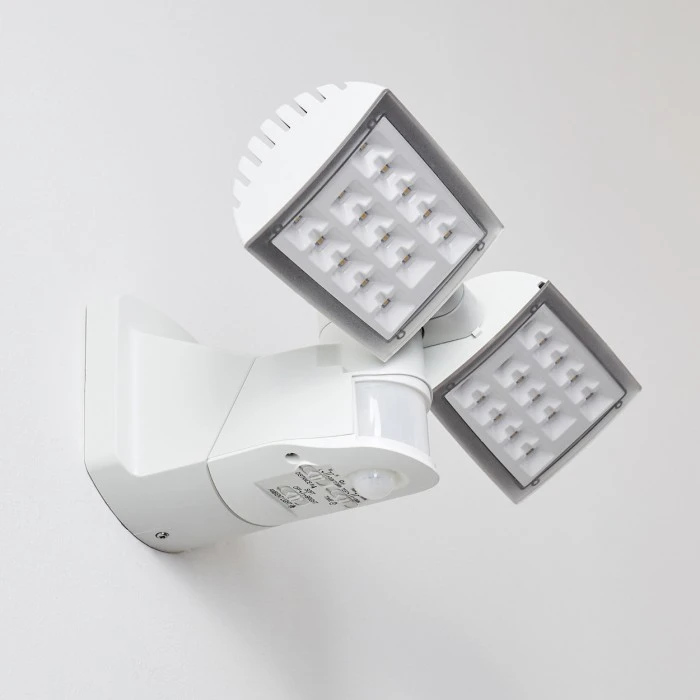 Hofstein Loit Aussenwandleuchte LED Weiß, 2-flammig, Bewegungsmelder 25 Hofstein Loit Aussenwandleuchte LED Weiß, 2-flammig, Bewegungsmelder – Bild 25