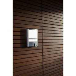 Lutec Lampen Lutec VESTA CAM Aussenwandleuchte LED Edelstahl, 1-flammig, Bewegungsmelder